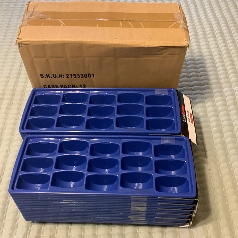 Party Time 3-Pk Ice Cube Trays NEW case of 12=36 trays 15 cubes a tray 540 cubes - Picture 5 of 7